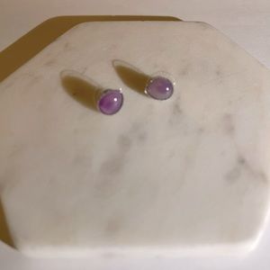Pear-shaped earring studs